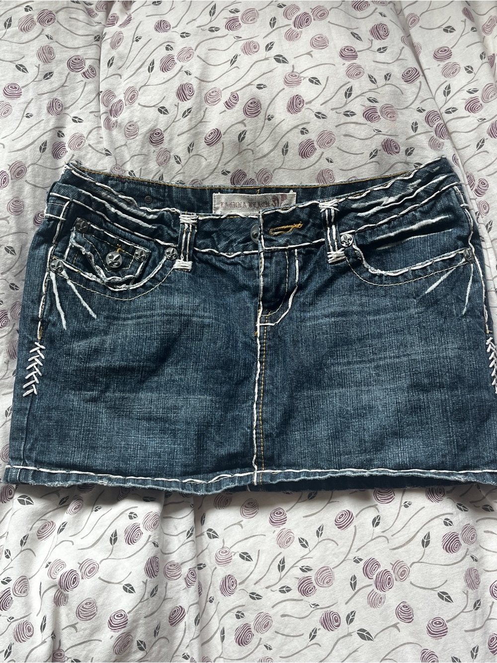 vintage y2k low rise mini denim skirt